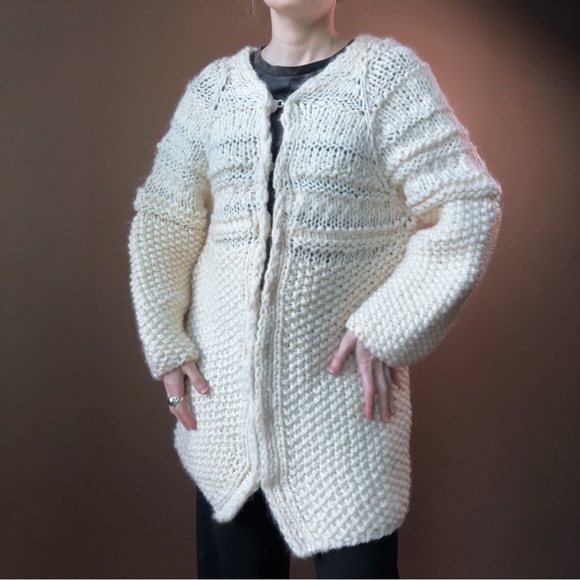 Lina Glasir Sweaters - Cozy Cream Knit Cardigan